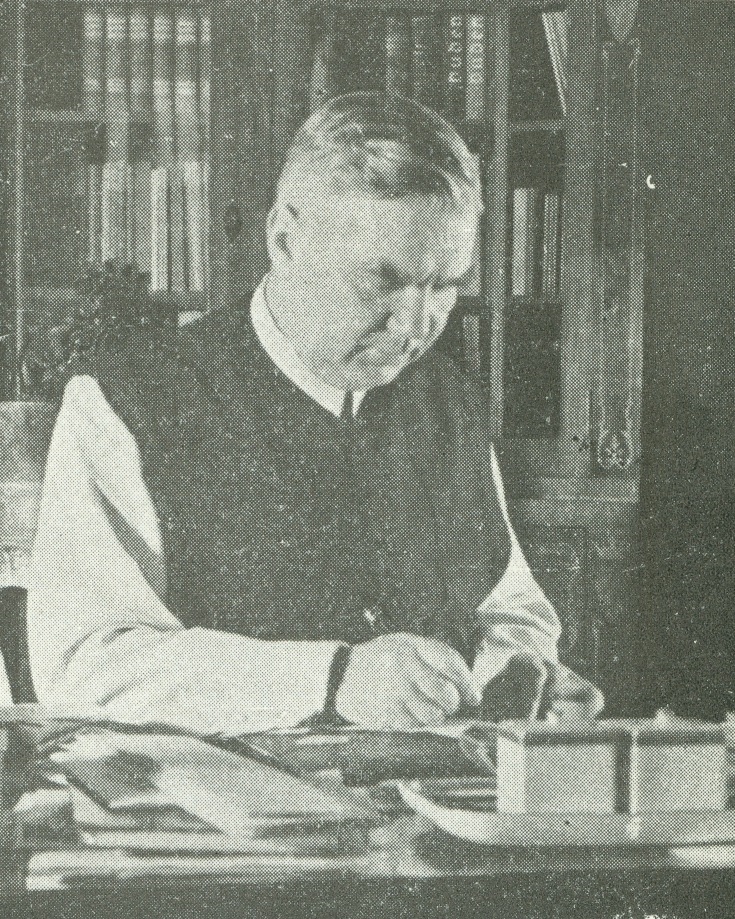 El Rvdo. P. Elemer Schwartz, fundador de la Asociación Húngara de Amigos del Pesebre, disuelta por las autoridades comunistas en 1946.